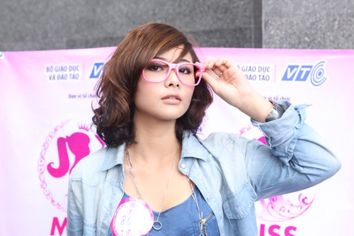 Thu Huyền đã tham gia cuộc thi miss teen 2011